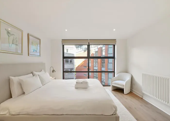 Flat 315, 33 Birtton Street