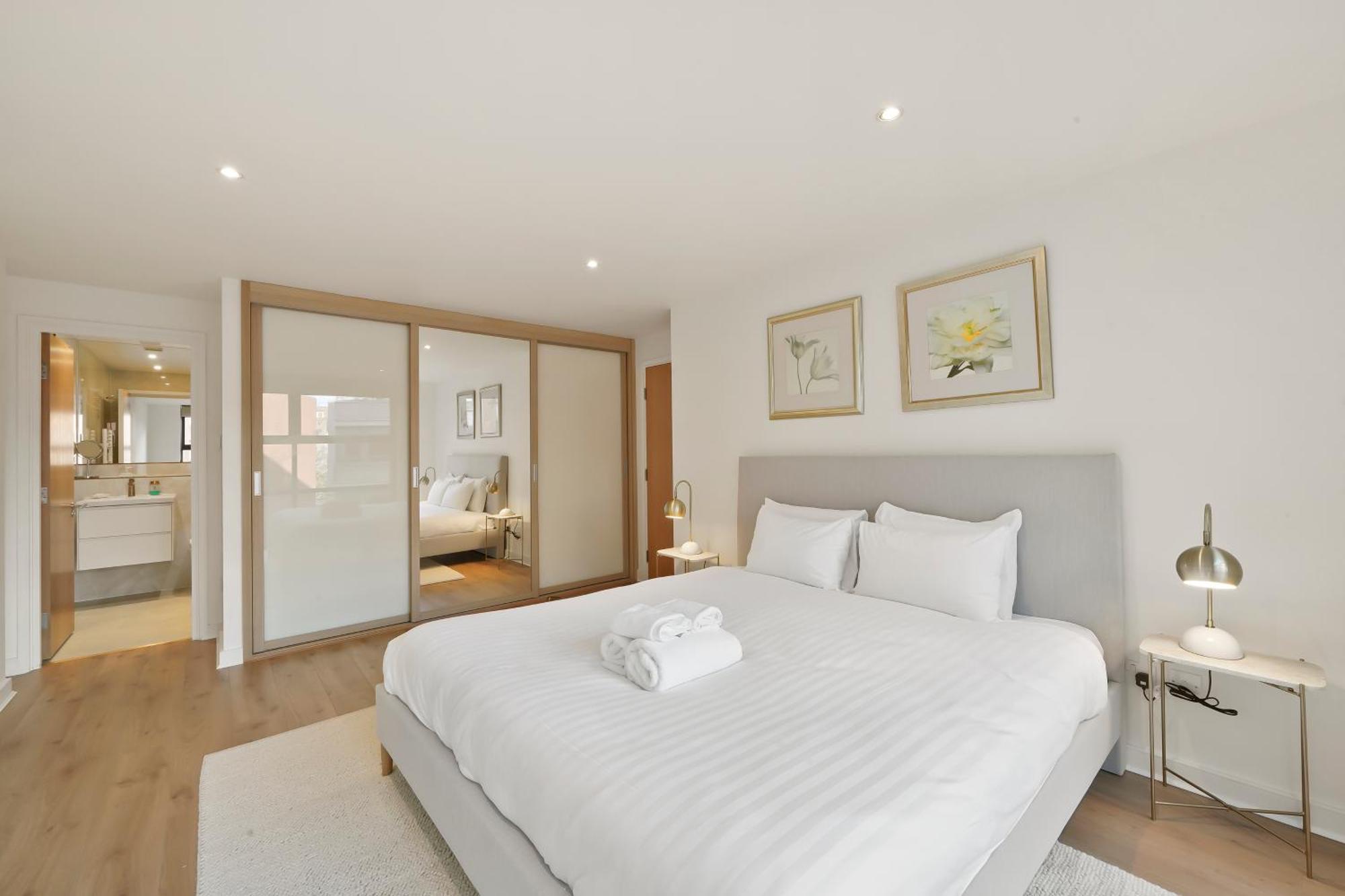 Flat 315, 33 Birtton Street Лондон